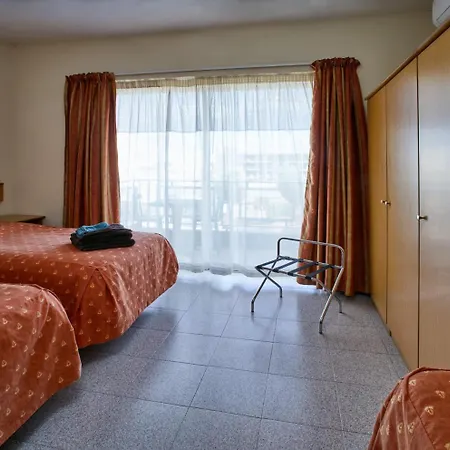 Garden View One Bedroom Is-Swieqi